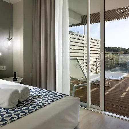 Palladium Menorca מלון ארנל ד'אן קסטל